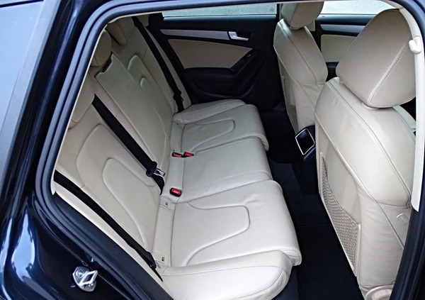 Audi A4 cena 41900 przebieg: 253000, rok produkcji 2012 z Oborniki małe 781